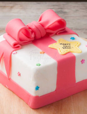 Gift Box Fondant Cake