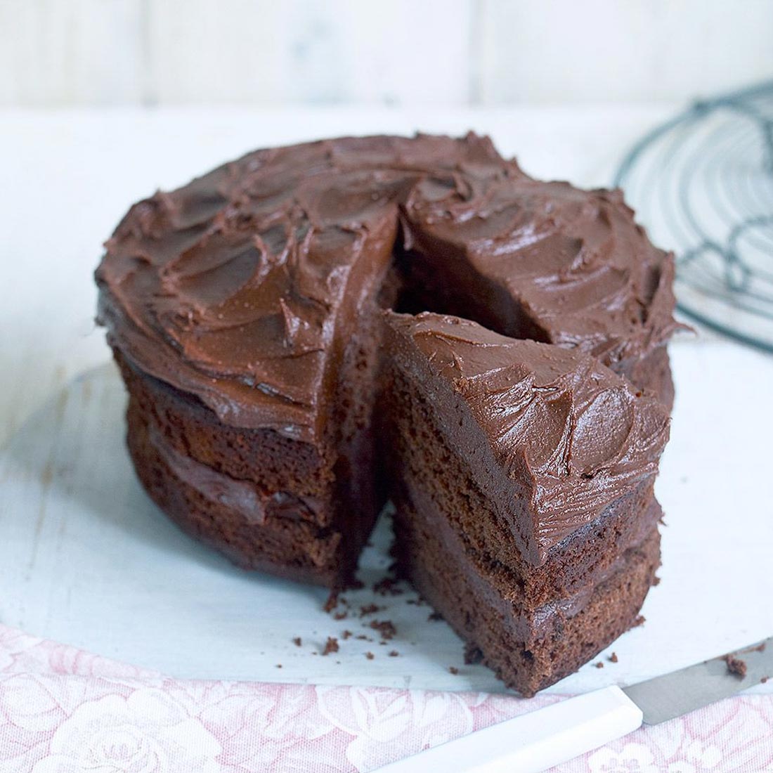 FOUR-LAYER SECRET-INGREDIENT CHOCOLATE FUDGE CAKE — 600 ACRES