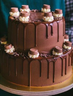 2 Tier Chocolate Cake 3 Kg